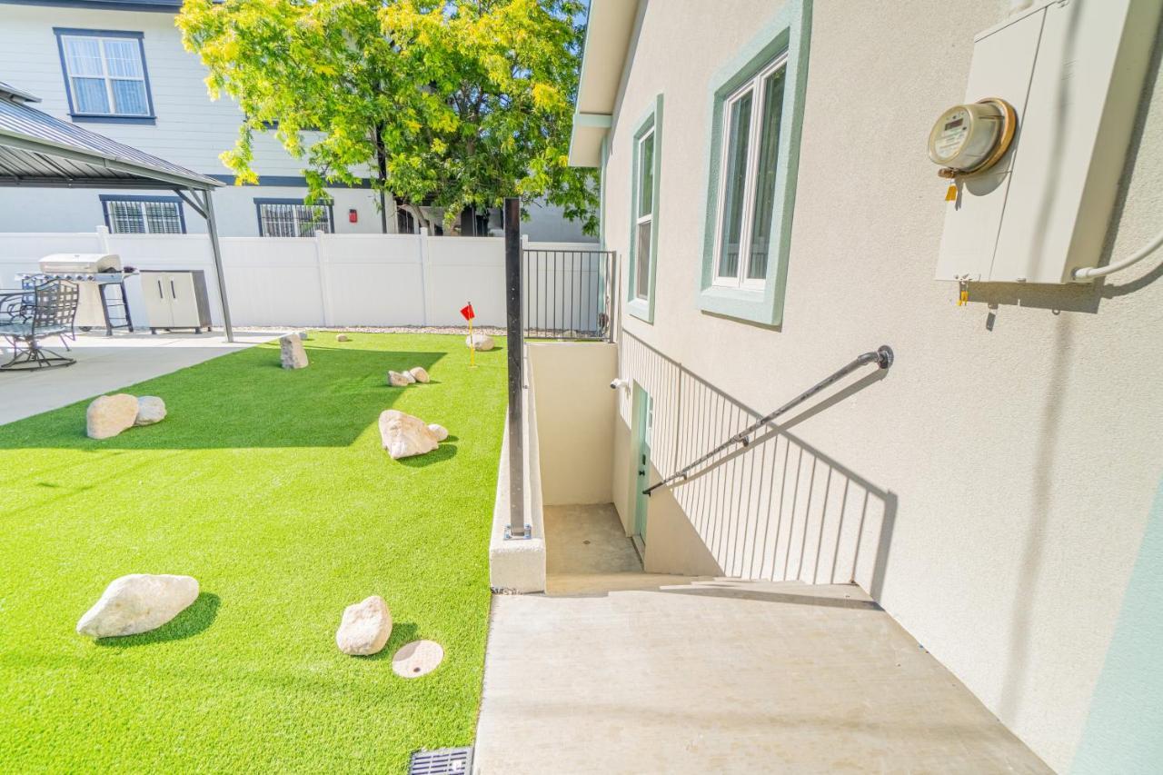 Dream Cottage: Delightful 2-bedroom Sanctuary